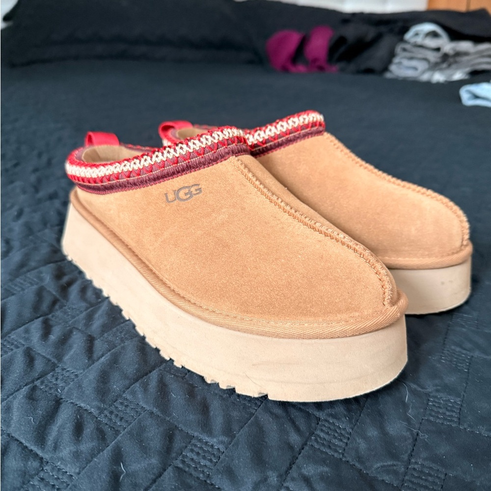 UGG Tan Slip-On Platforms with Red Accents